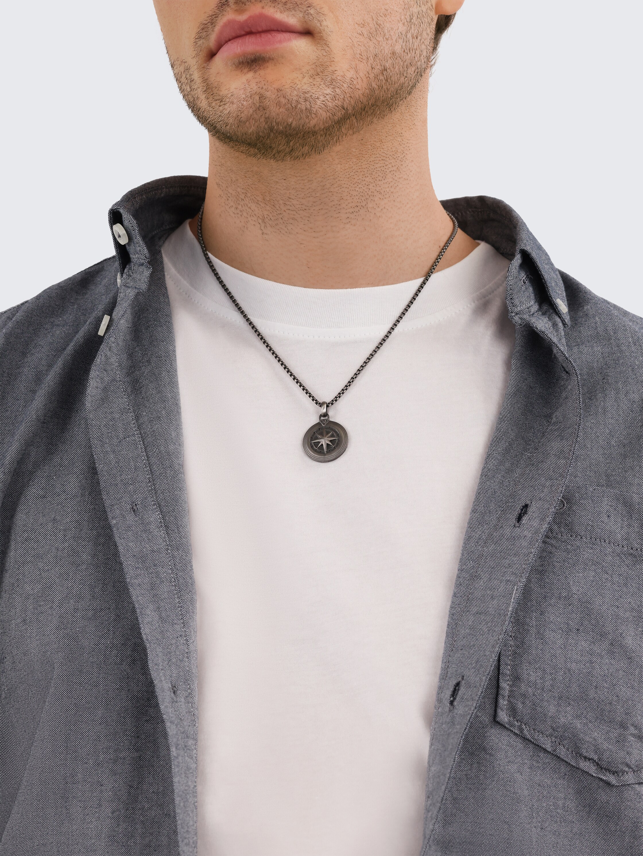 Necklace with compass pendant made of anthracite stainless steel - gun - 